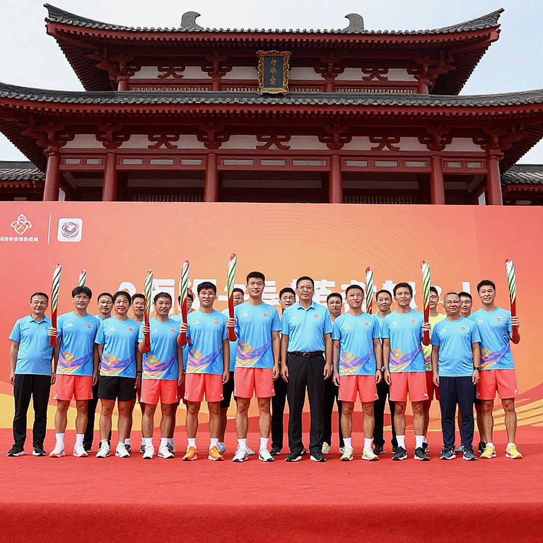 Vết Nứt Trên Lớp Sơn Kỳ Vọng: Raphinha, Cơn Đau Cơ Và Bài Học Từ Những Chuyến Bay Dài